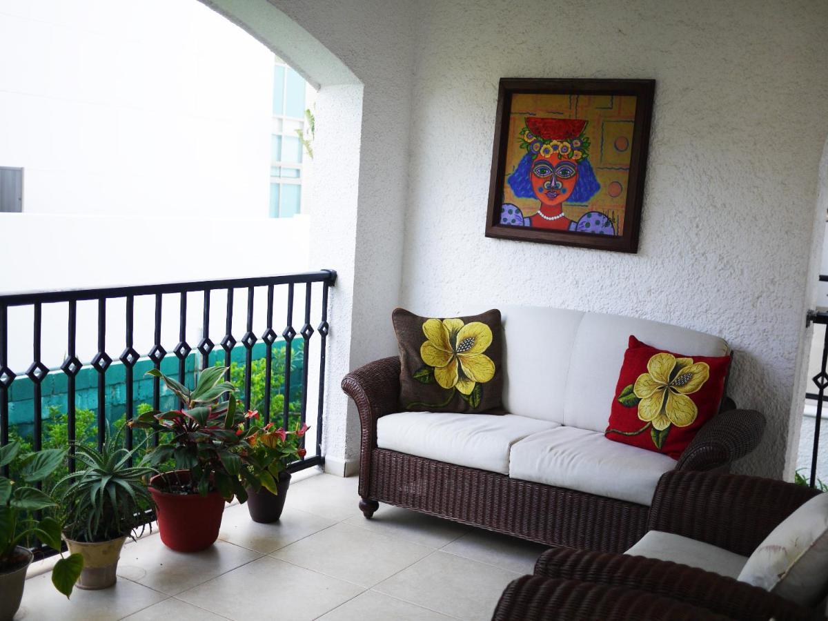 Cancun Beachfront Condo Εξωτερικό φωτογραφία
